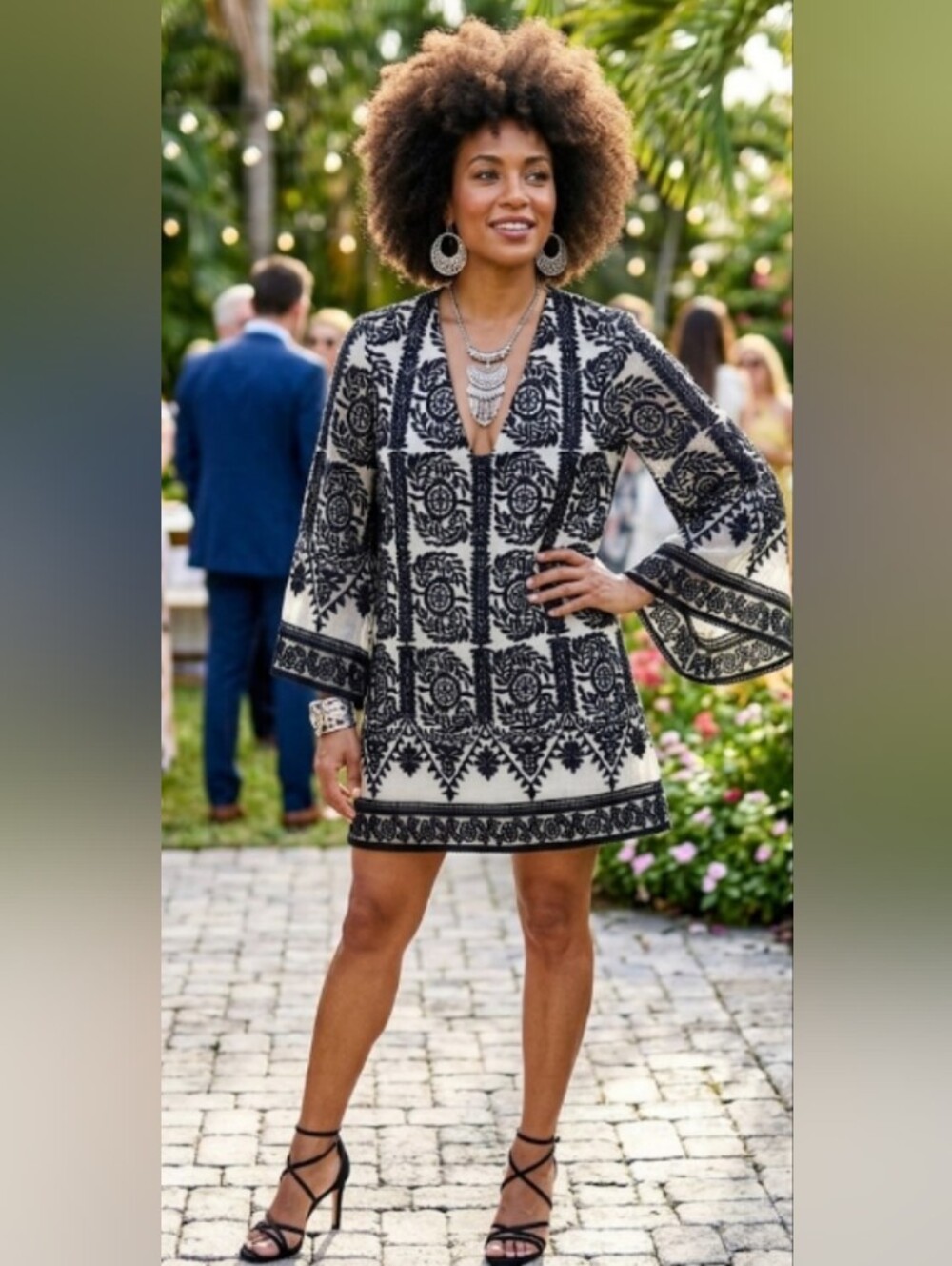 Boho Alice + Olivia Mini Dress Artisy Kimono Embroidered Bell Sleeve Med Summer